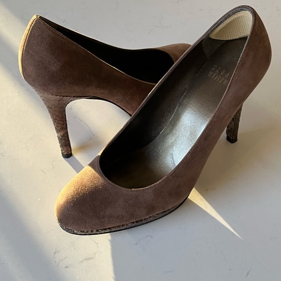 Stuart Weitzman Platswoon Pumps - Picture 4 of 13